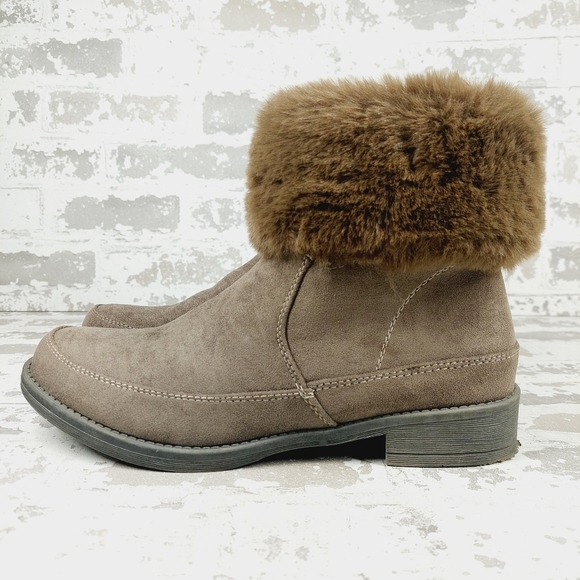 Propet Shoes - Propét Women's Tabitha Fashion Taupe Faux Fur Boots E347
